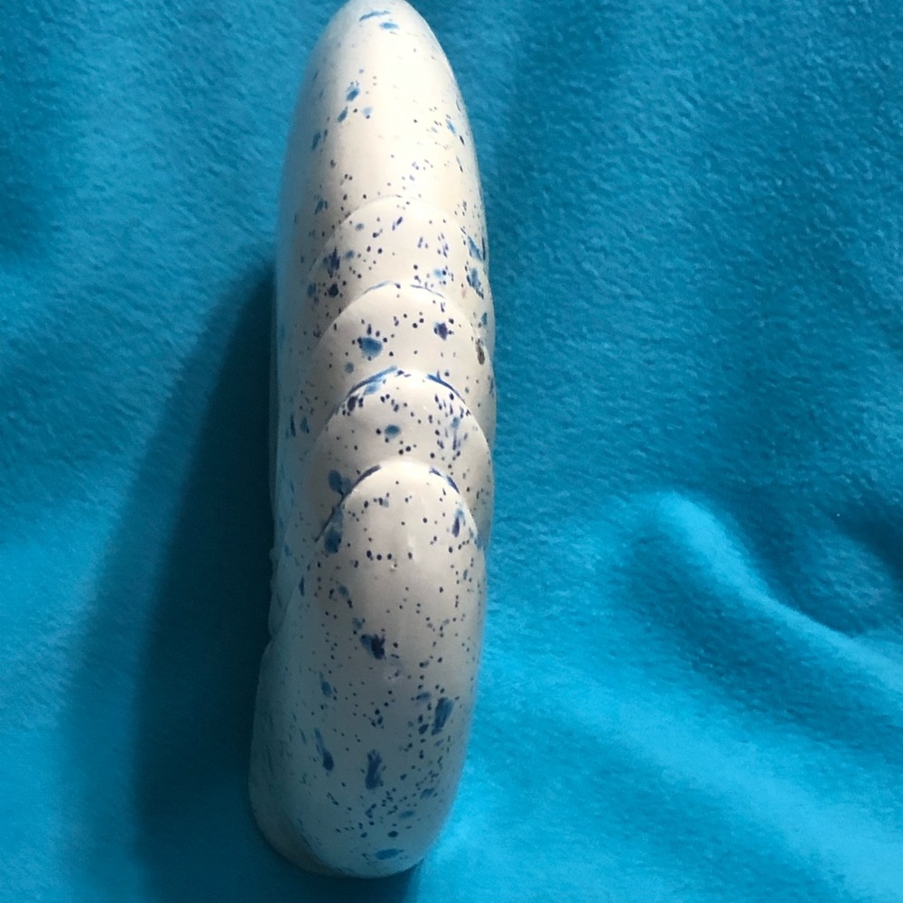 Ceramic Vase - Picture 3 of 4